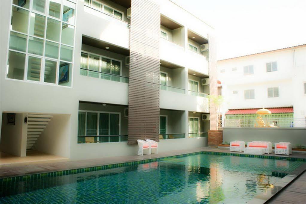 Double D Boutique Residence Pattaya Exteriör bild